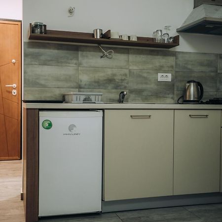 Darki Apartments 3 - Very Central Stay With Free Parking أوهغيد المظهر الخارجي الصورة