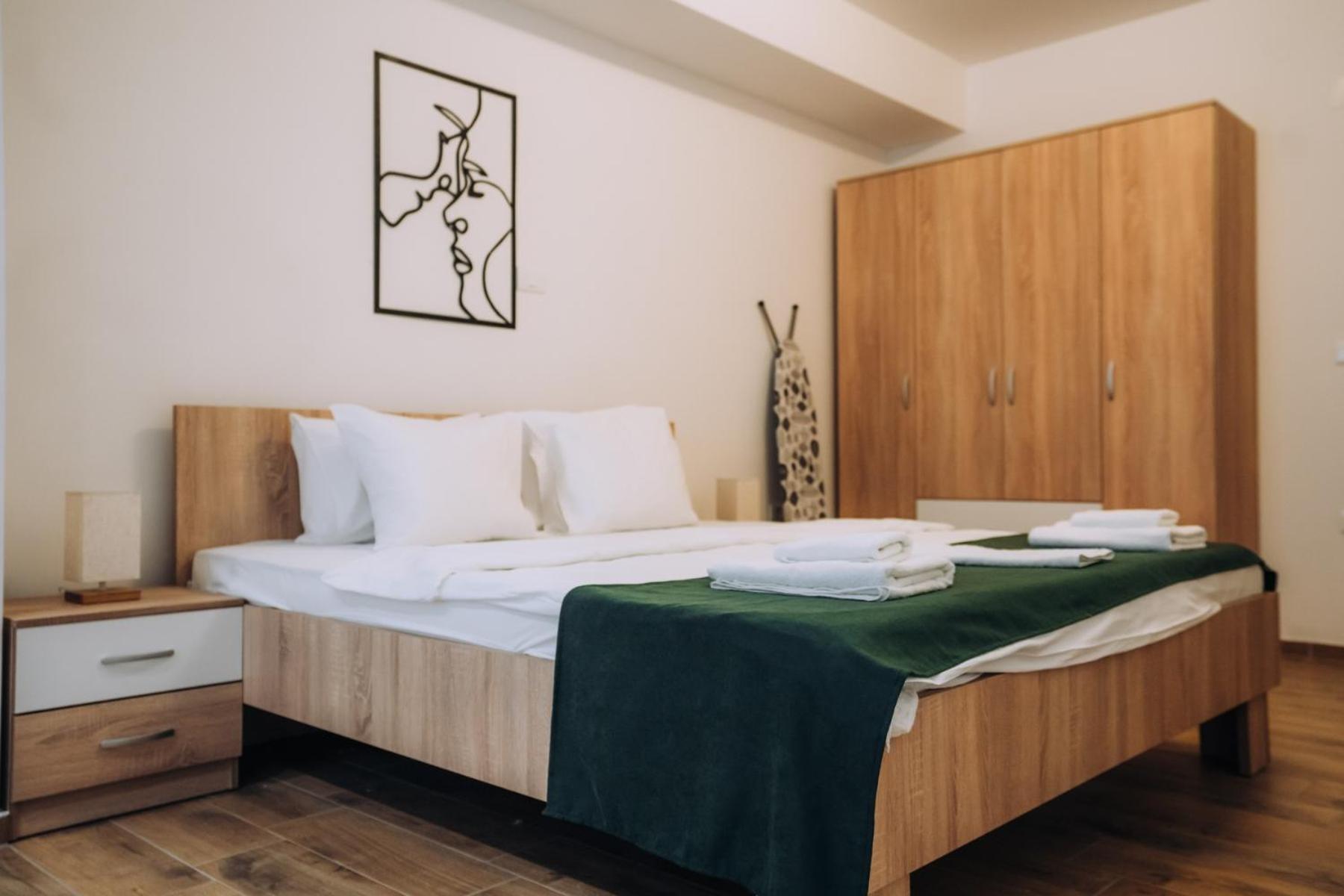 Darki Apartments 3 - Very Central Stay With Free Parking أوهغيد المظهر الخارجي الصورة