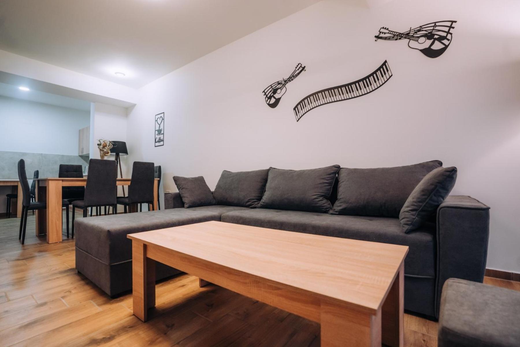 Darki Apartments 3 - Very Central Stay With Free Parking أوهغيد المظهر الخارجي الصورة