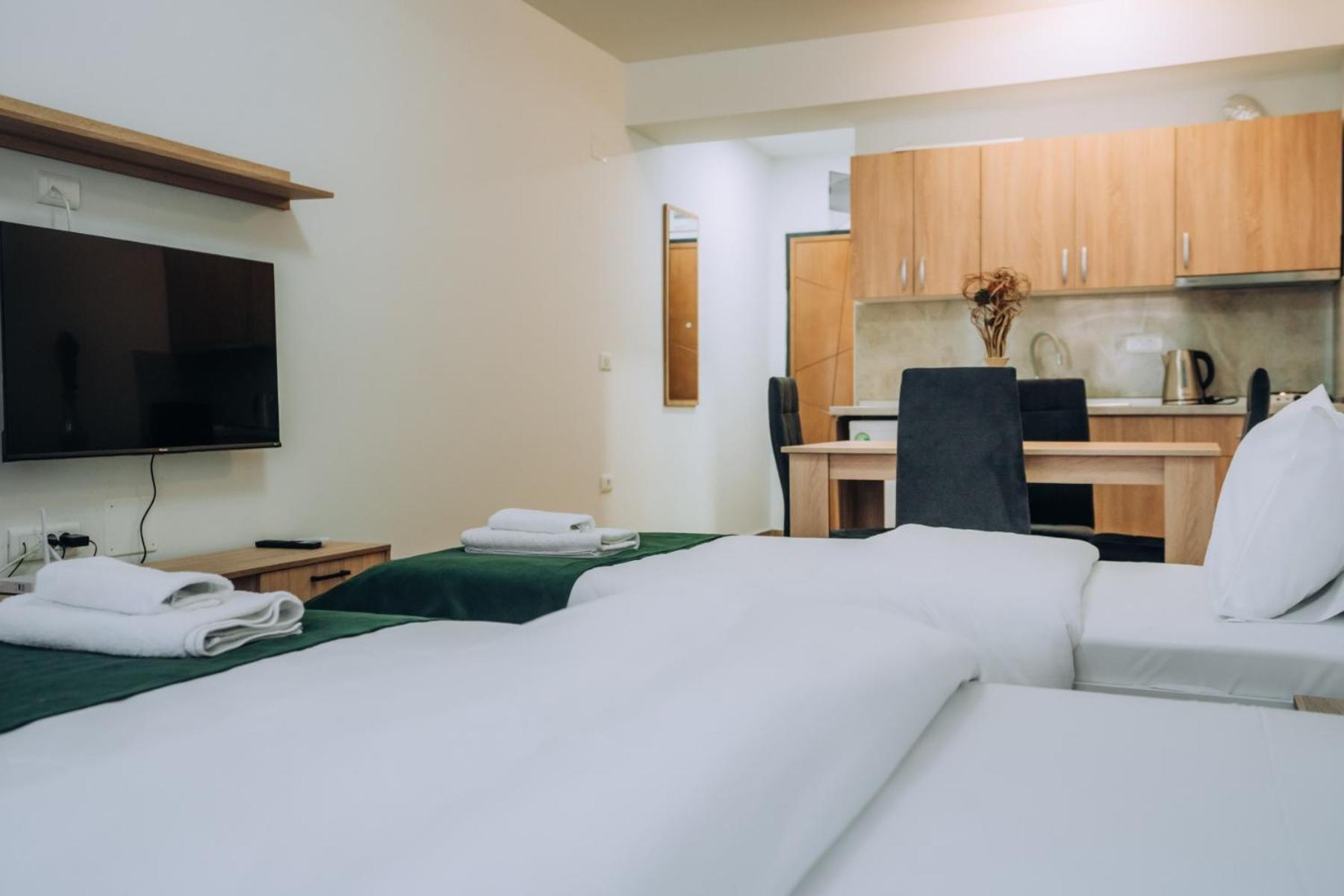 Darki Apartments 3 - Very Central Stay With Free Parking أوهغيد المظهر الخارجي الصورة