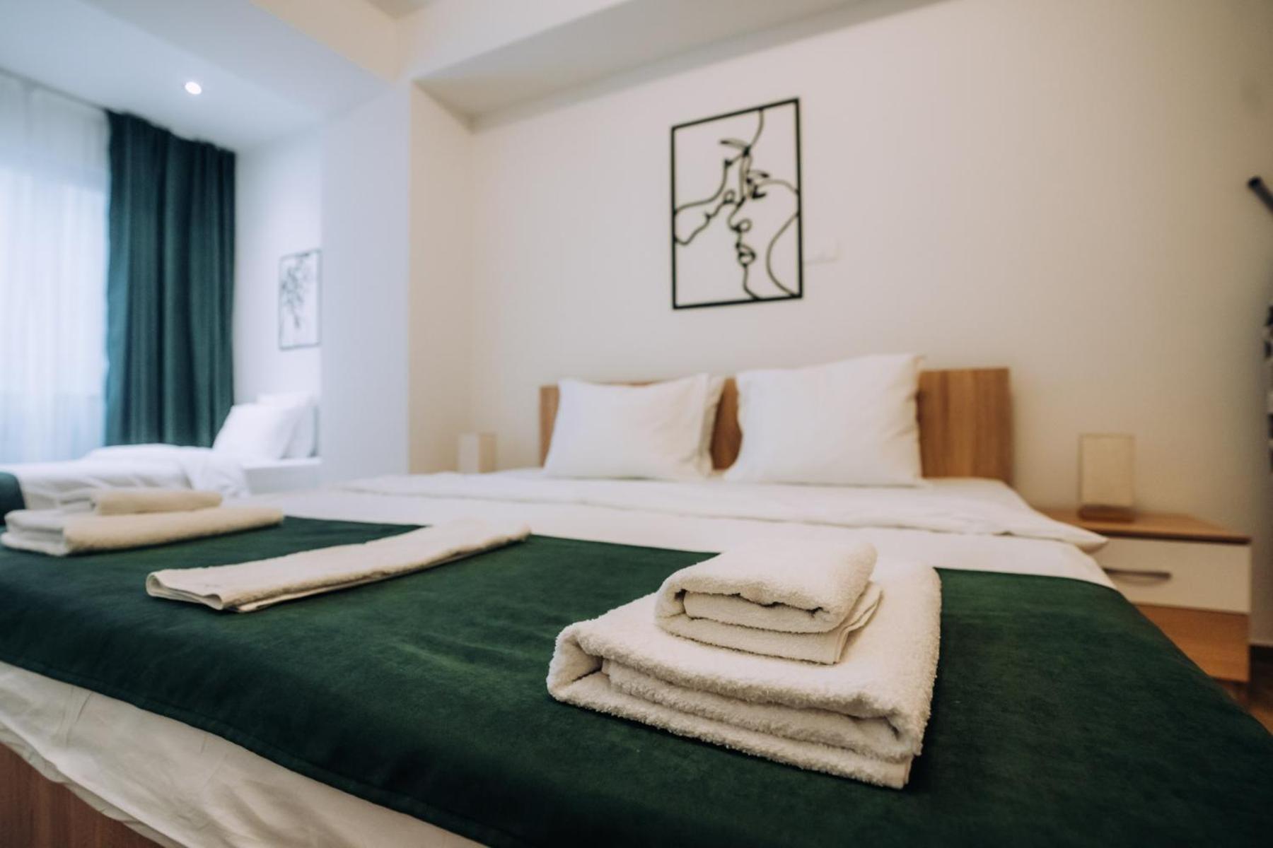 Darki Apartments 3 - Very Central Stay With Free Parking أوهغيد المظهر الخارجي الصورة