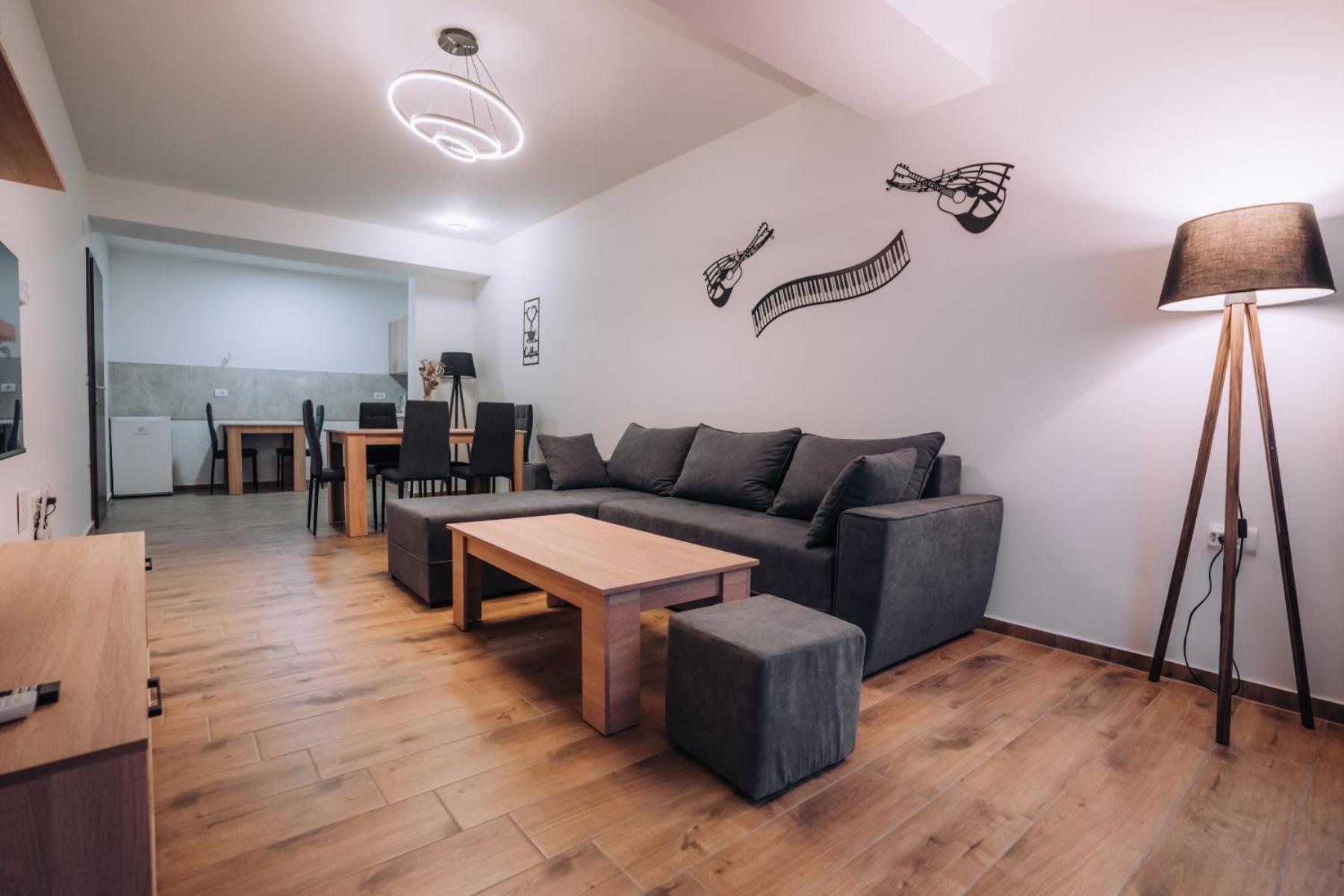 Darki Apartments 3 - Very Central Stay With Free Parking أوهغيد المظهر الخارجي الصورة