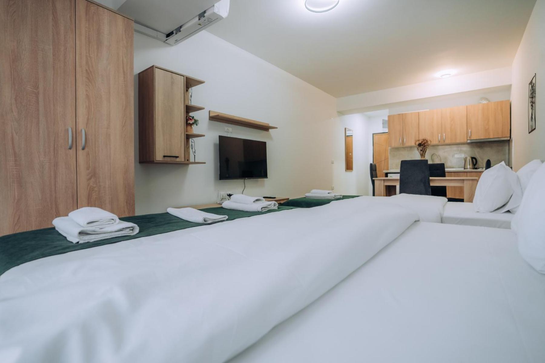 Darki Apartments 3 - Very Central Stay With Free Parking أوهغيد المظهر الخارجي الصورة