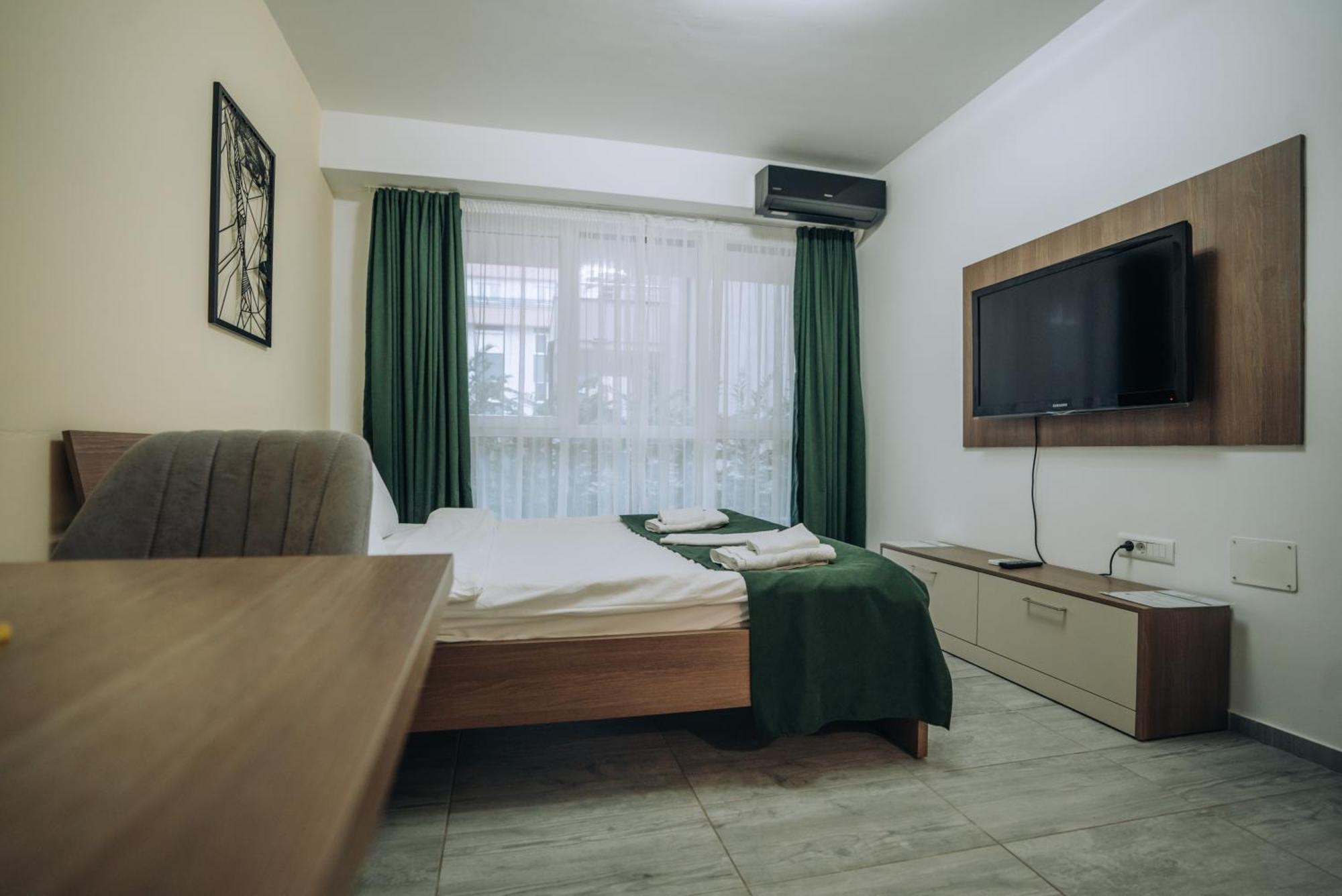 Darki Apartments 3 - Very Central Stay With Free Parking أوهغيد المظهر الخارجي الصورة