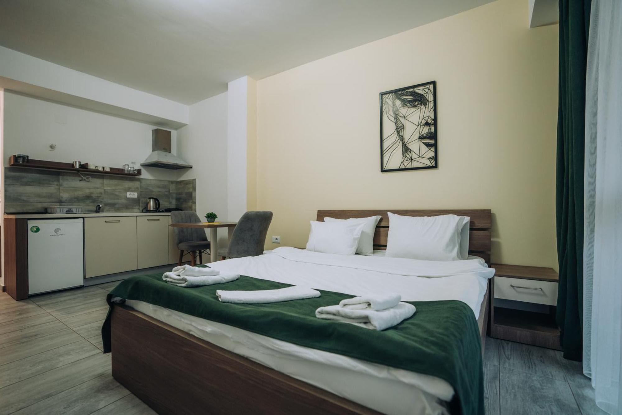 Darki Apartments 3 - Very Central Stay With Free Parking أوهغيد المظهر الخارجي الصورة